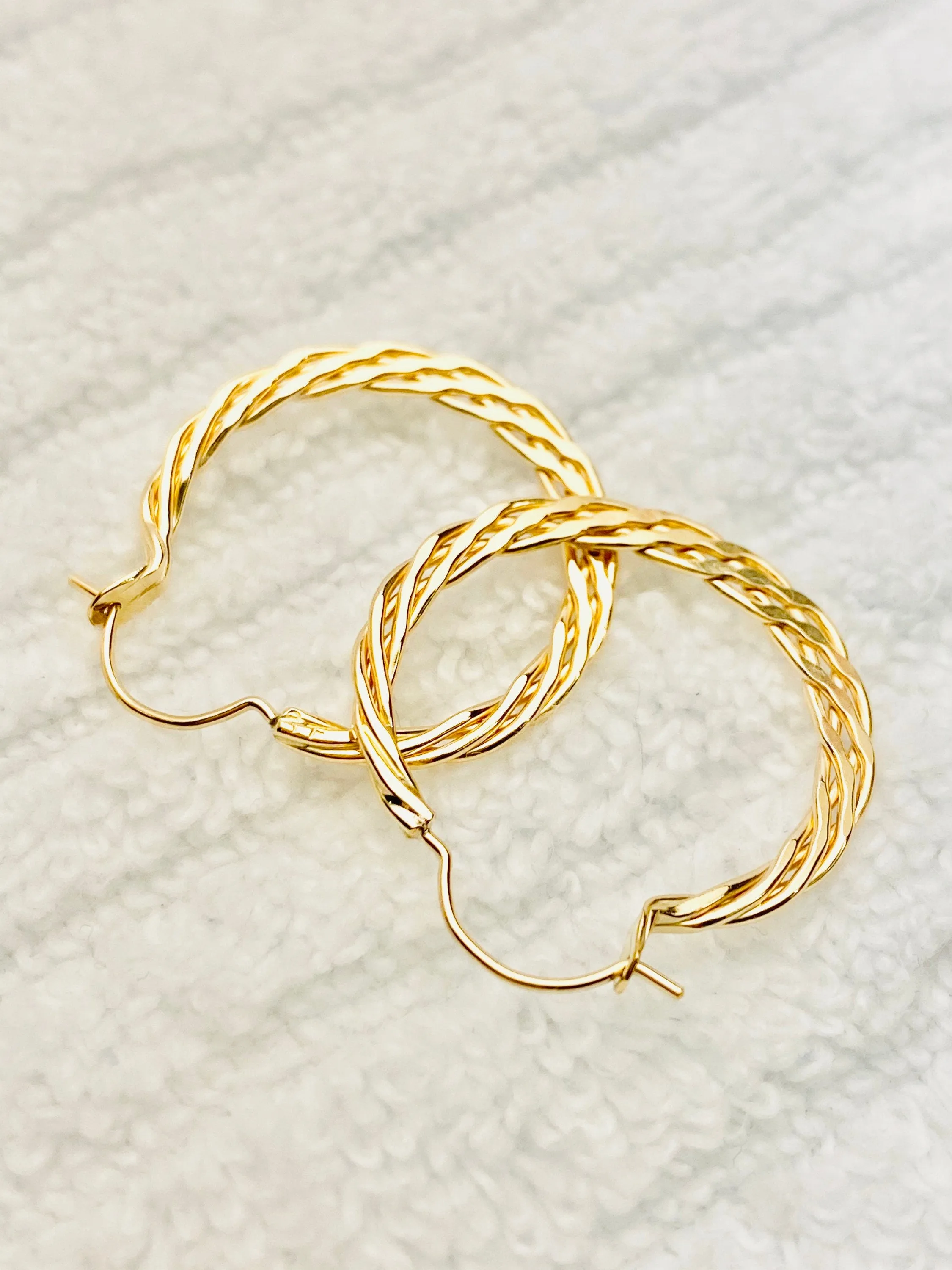 14k gold filled earrings, woven style, DE-654 Tiny