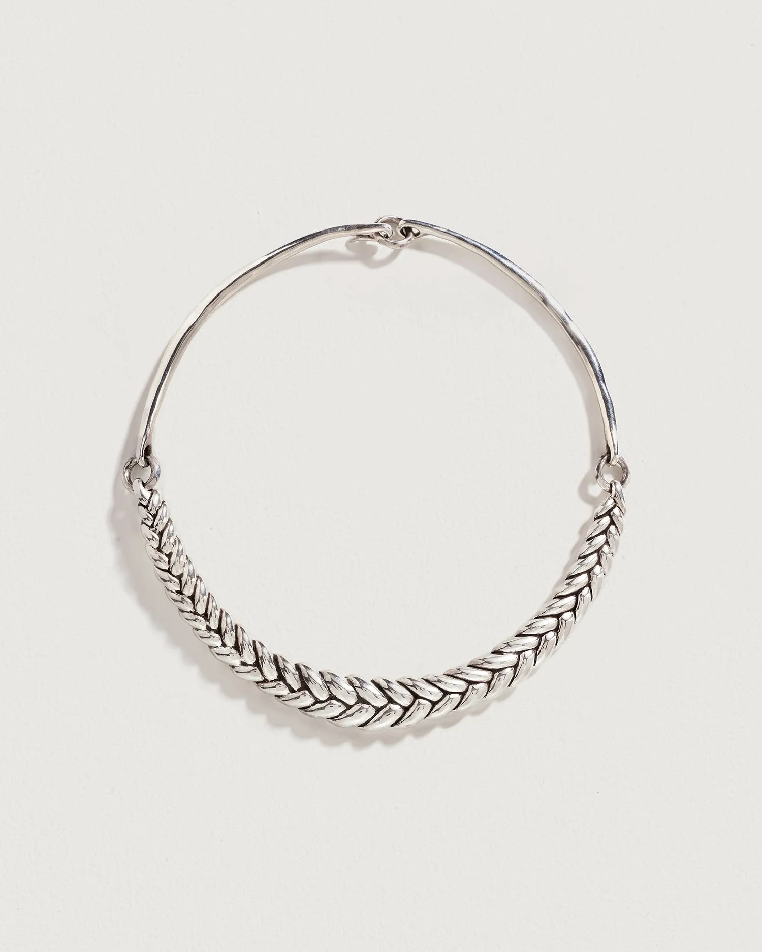 Helia Collar